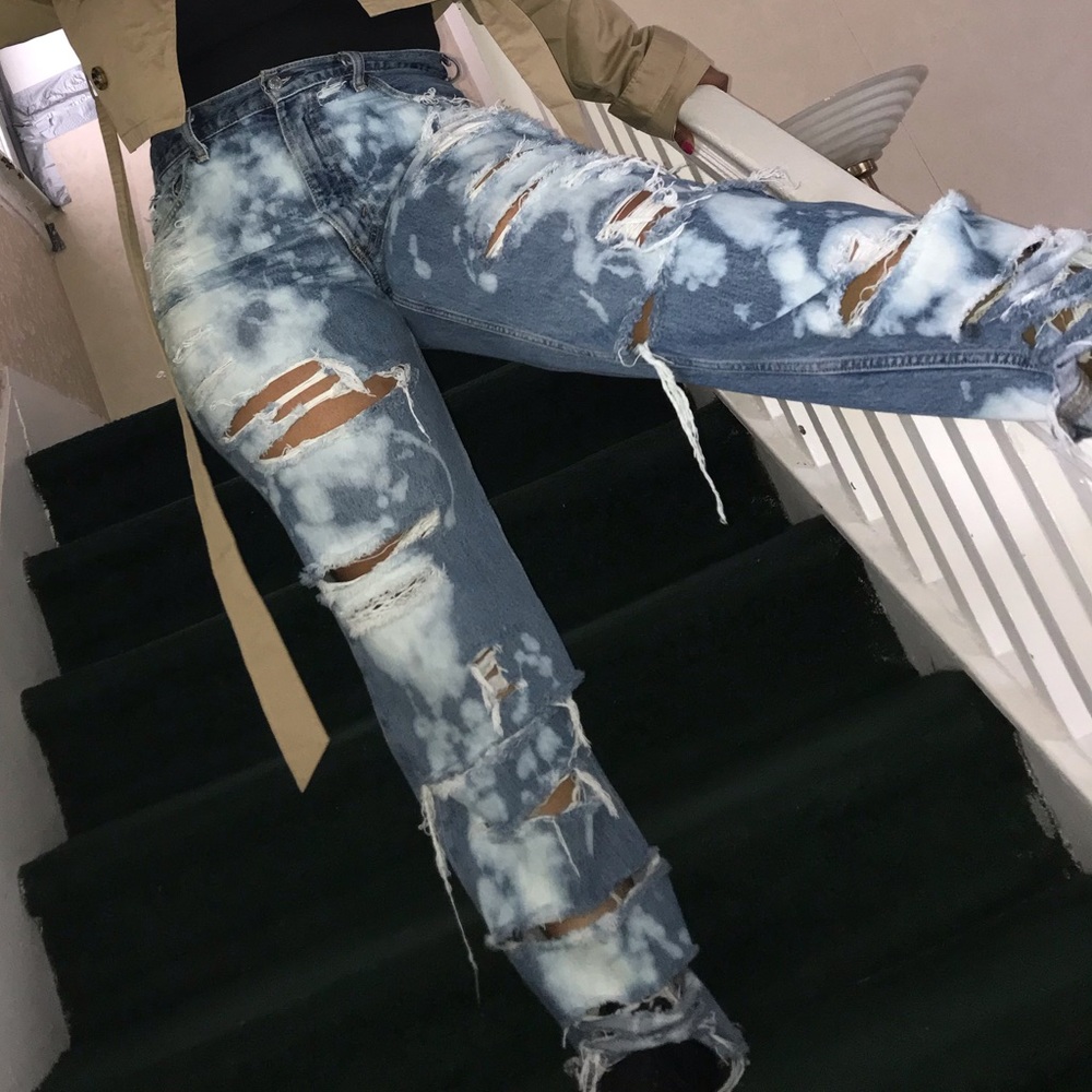 Distressed LEVIS (CUSTOM)✂️✂️❤️❤️❤️ - Picture 3 of 5